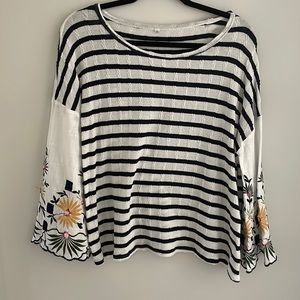 Boutique Stripe top with floral embroidery 🌼